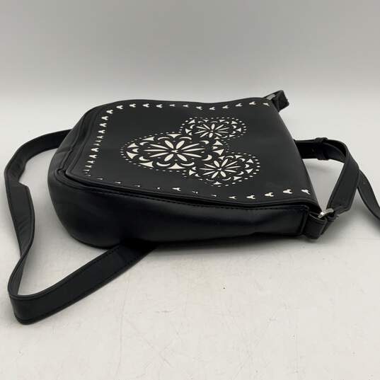 Vera Bradley Womens Black White Mickey Mouse Zipper Pocket Crossbody Bag image number 3
