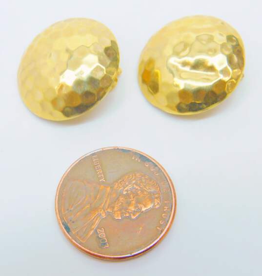 14K Yellow Gold Hammered Dome Clip Earrings 3.4g image number 5