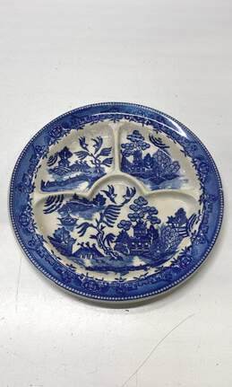 Oriental Porcelain Sectional 11in Dinner Plates 4 Pc Set alternative image