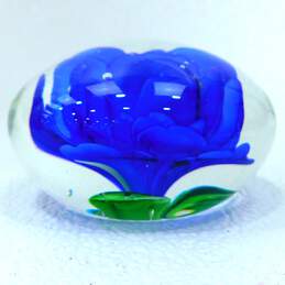 Vintage Murano Style Art Glass Blue Rose Paperweight alternative image