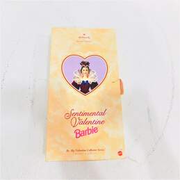 Sentimental Valentine BARBIE Doll Hallmark Special Edition 1996 NIB