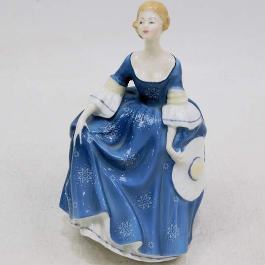 Vintage Royal Doulton Hilary HN 2335 Bone China Figurine image number 3