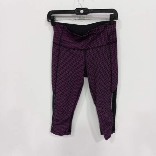 Women's Lululemon Purple/Black Gear Up Crop 1/2-Calf Leggings Size 6 image number 1