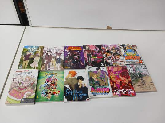 Lot of 12 Manga image number 1
