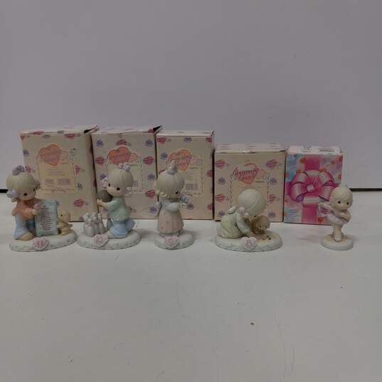 5 Pc. Bundle of Assorted Precious Moments Figurines image number 1