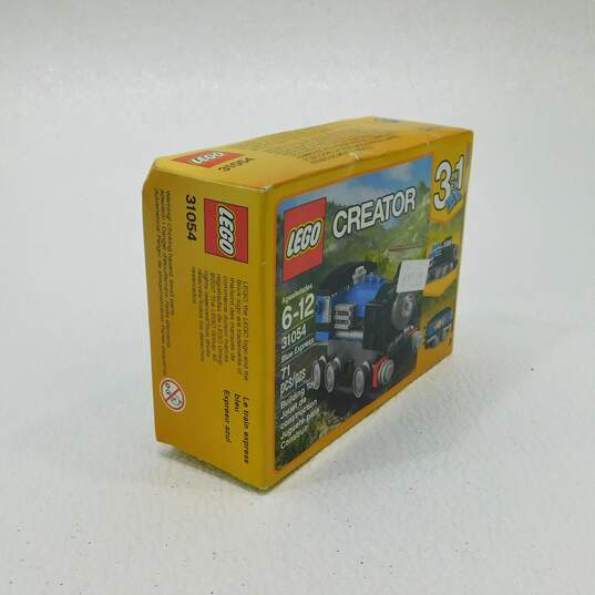 LEGO Creator 31054 Blue Express Building Kit image number 2