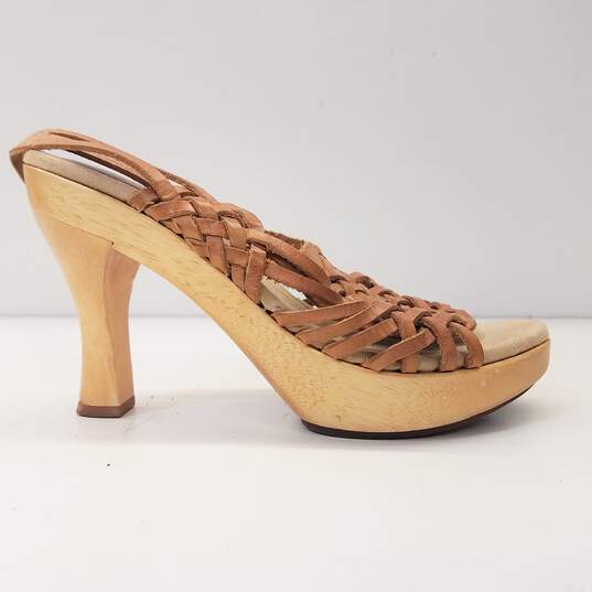 DrScholls Leather Women Pump Sandal US 6 Brown image number 2