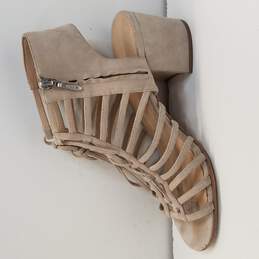 Pour La Victoire Suede Grey Heels Size 9 alternative image