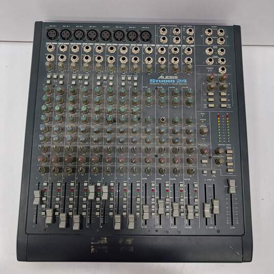Alesis Studio 24 Recording Console with Inline Monitor image number 2