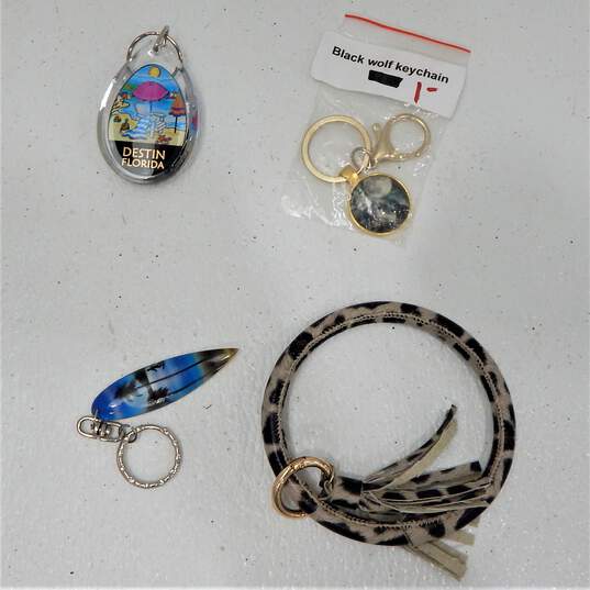 Miscellaneous Keychains Assorted Lot image number 8
