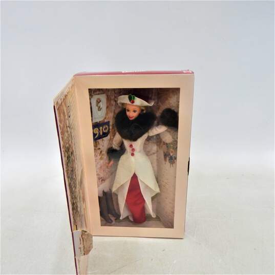 Lot of 3 Mattel Barbie Hallmark Yuletide Romance Holiday Memories Victorian Elegance image number 4