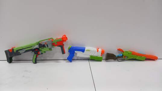 Bundle of 3 Assorted NERF Dart & Water Blasters image number 1