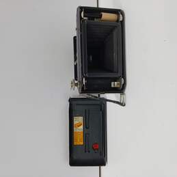 Black Vintage Jiffy Six-20 Camera w/ Leather Case alternative image