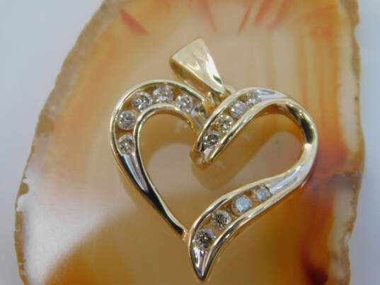 10K Yellow Gold 0.20 CTTW Diamond Heart Pendant 2.1g image number 3