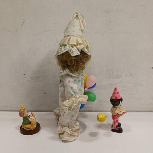 Bundle of 3 Assorted Clown Figurines image number 2