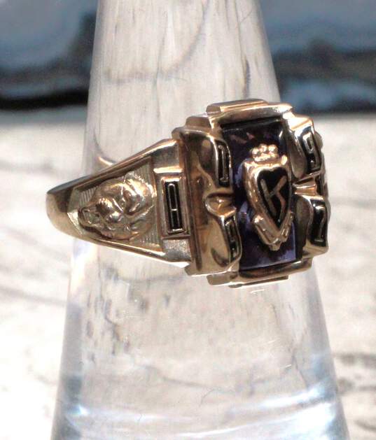 10K Yellow Gold Class Ring W/ Amethyst image number 4