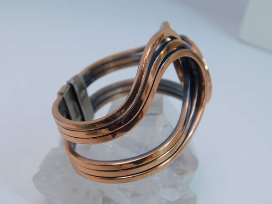 Vintage Mid Century Modern Copper & Brass Cuff Bracelets 90.9g image number 3