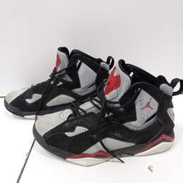 Jordan Men's Black/Gray True Flight Basketball Shoes Size 8 alternative image