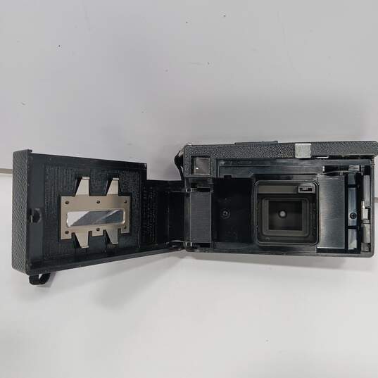 Vintage Kodak Instamatic X-15 35mm Film Camera image number 2