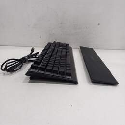 Apex 3 RGB Gaming Keyboard IOB alternative image