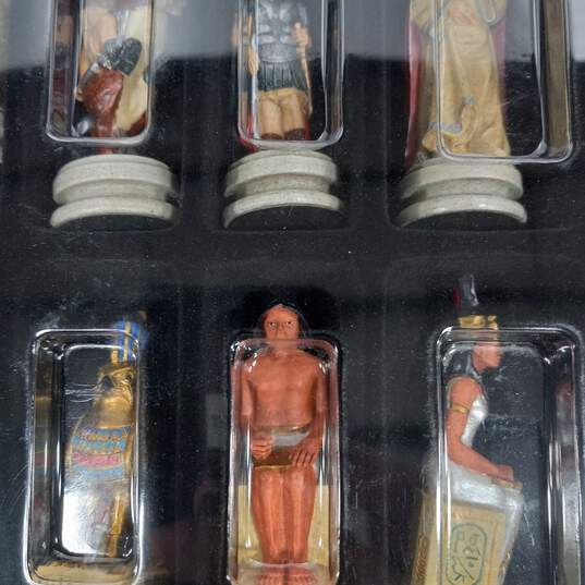 The Chessman Chess Set In Box image number 2