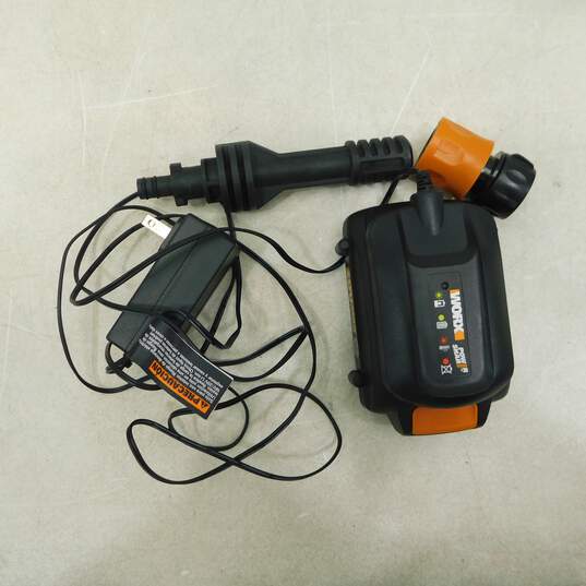 WORX Cordless Hydroshot, Long Wand, 20V 320psi WG625 W/ Accessories image number 4