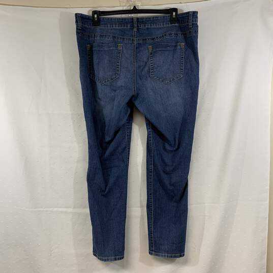 Women's Medium Wash Torrid Jeans, Sz. 22R image number 2