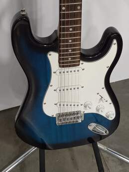 Cresent Blue Electric Guitar alternative image