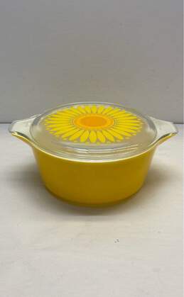 Pyrex Daisy Sunflower 2.5 Qt. Vintage Casserole with Lid Kitchen Cookware