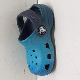 Crocs Blue Sandals Size 4c alternative image