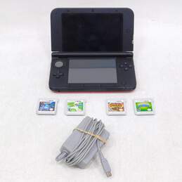 Nintendo 3DS XL w/ 4 Games Yoshi's New Island