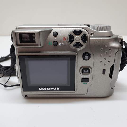 Olympus CAMEDIA C-3020 Zoom Digital Camera-For Parts/Repair image number 3