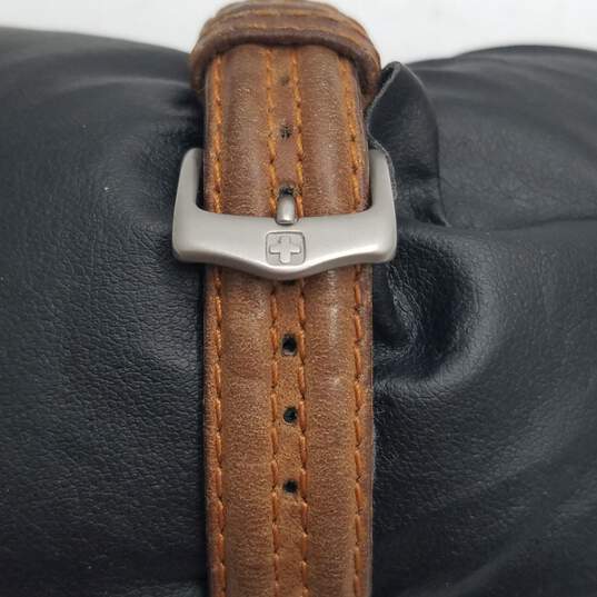 Vintage Wenger X Marlboro 28mm Case Brown leather strap Lady's Quartz Watch image number 5