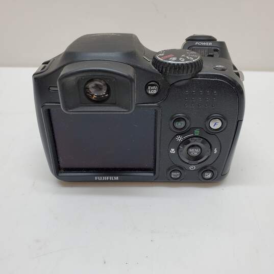 Fujifilm Finepix S800 8 MP 10x Zoom Digital Camera Black image number 3