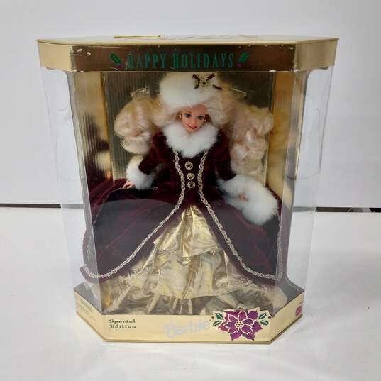 Vintage 1996 Happy Holidays Special Edition Barbie Doll NIOB image number 1
