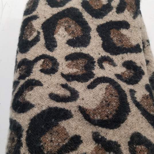 Juicy Couture Leopard Print Scarf Pink Brown One Size image number 6
