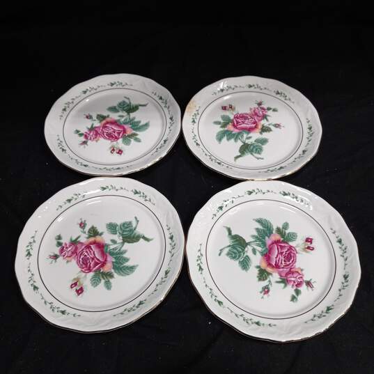 Bundle of 4 Gibson Housewares Floral Design Dinner Plates image number 4