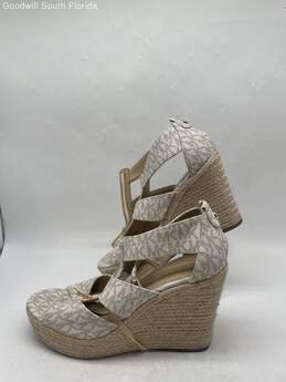 Michael Kors Womens Cream Shoes Size 8.5M