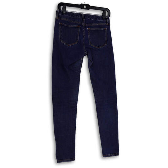 Womens Blue Denim Dark Wash Stretch Pockets Skinny Leg Jeans Size 26 image number 2