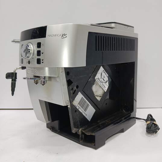 Delonghi Magnifica XS Espresso Machine image number 3
