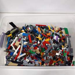 8lbs Lot of Assorted Lego Building Blocks alternative image