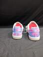 Women's Guess Sneakers Size 7.5 image number 4