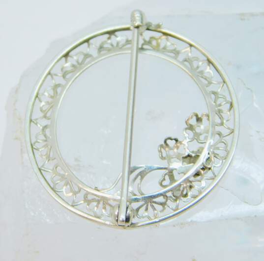 Antique 10K White Gold 0.03 CT Diamond Floral Filigree Circle Brooch 1.7g image number 3
