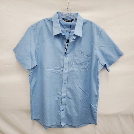 NWT Travis Matthew MN's 100% Cotton Blend Placid Blue Short Sleeve Studebaker Shirt Size L image number 1