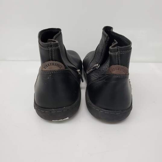 Birkenstock's WM's Black Leather Booties Size 33/8 US image number 4