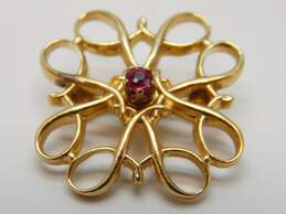 10K Yellow Gold Ruby Accent Floral Swirl Pin/Brooch 1.3g alternative image