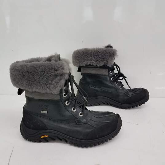 UGG Adirondack Boots Size 8 image number 1