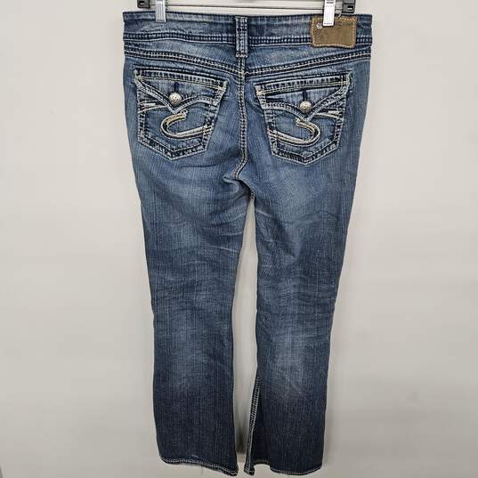 Silver Jean Co. Blue Jeans image number 2