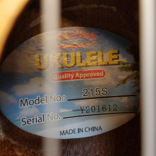 Aloha Ukulele with Soft Case image number 8
