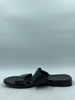 Authentic Gucci Black Leather Sandals M 10.5D alternative image